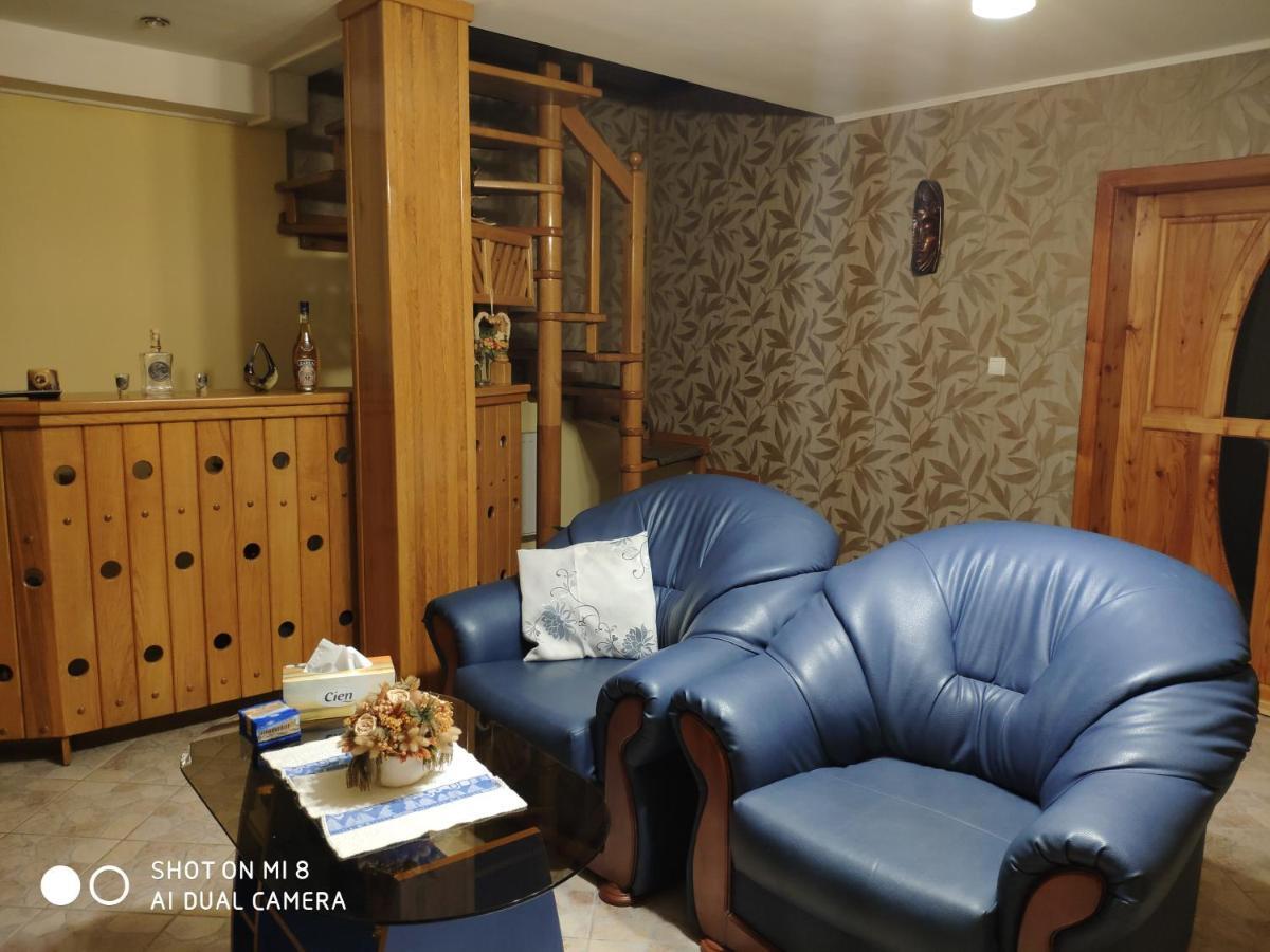 Hotel Casa Piatra Craiului Zărneşti Esterno foto