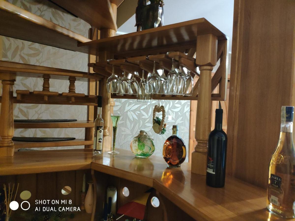 Hotel Casa Piatra Craiului Zărneşti Esterno foto